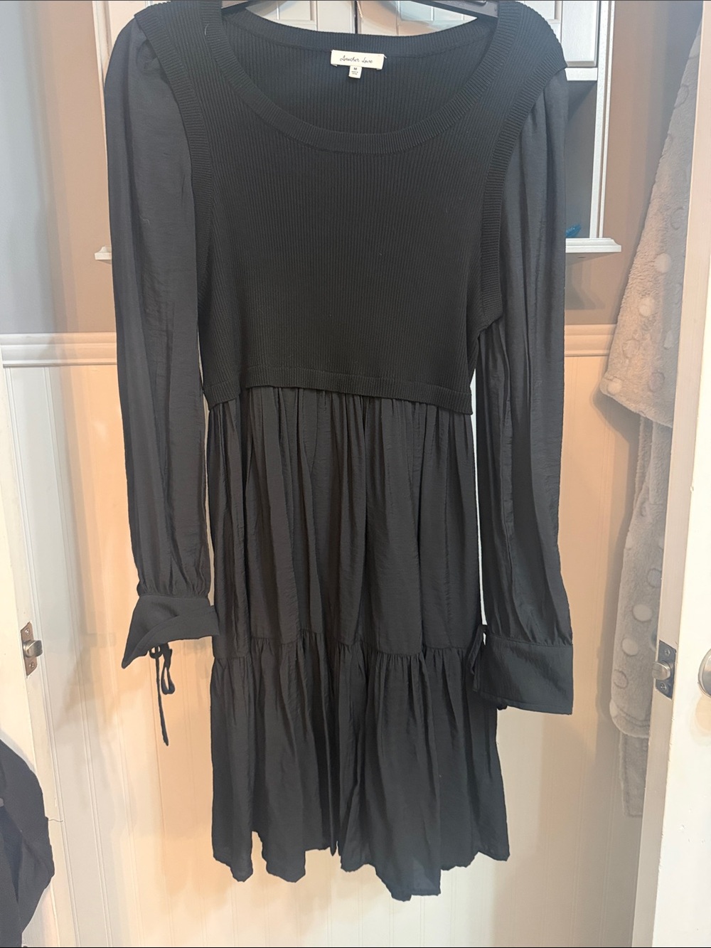 Another Love boutique  Black Long-Sleeve Tiered Dress size M women’s